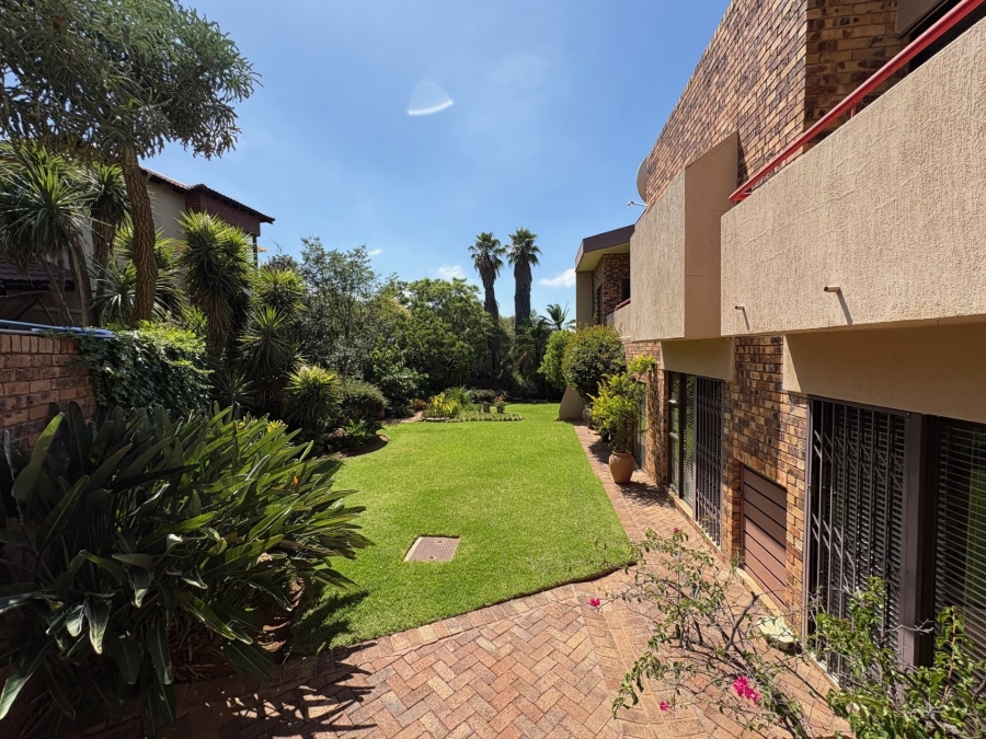 4 Bedroom Property for Sale in Heuwelsig Free State